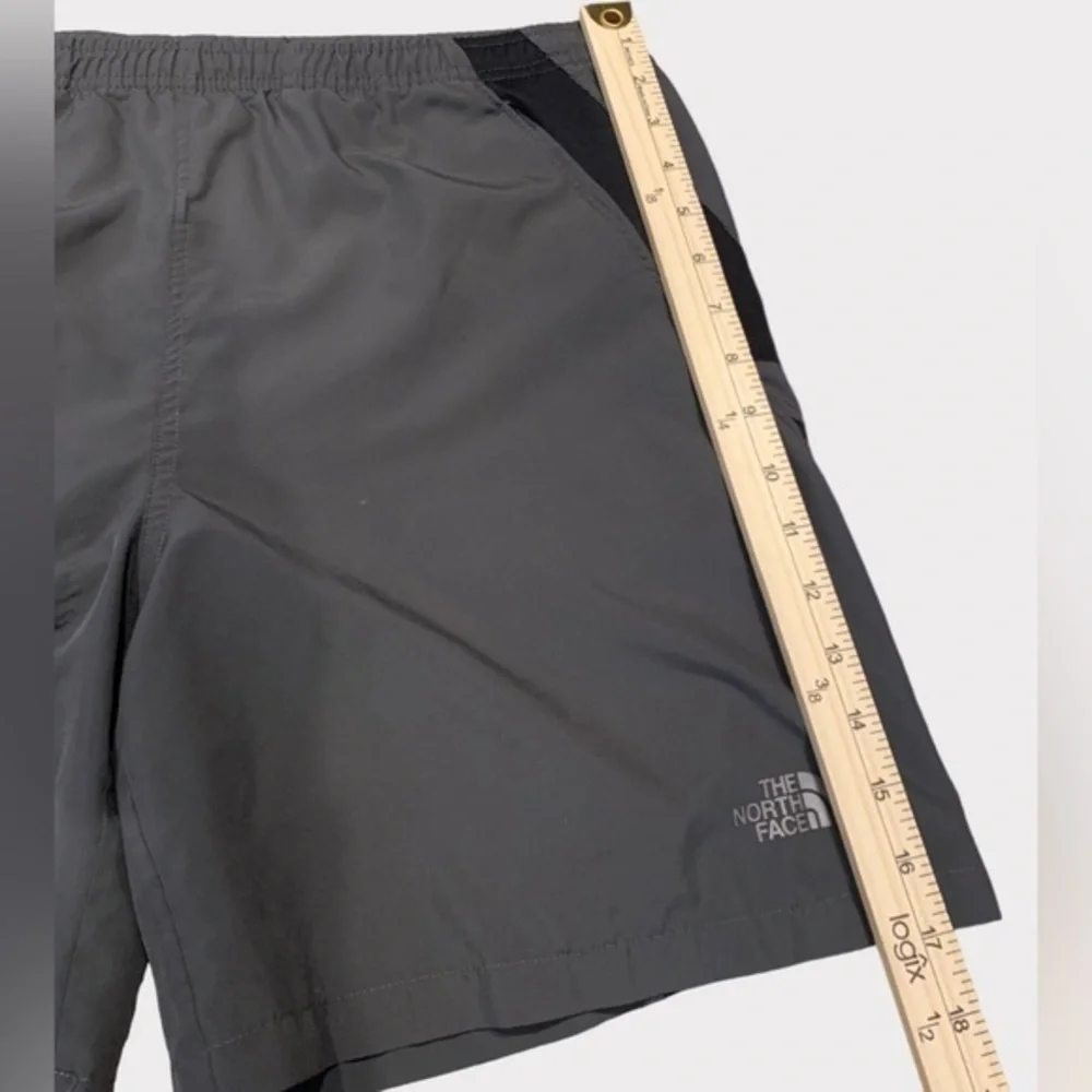 North Face Underwear Lined Running Shorts Check‎ Measurements